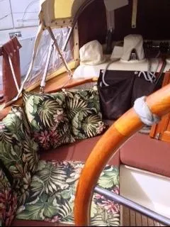 Cockpit cushions with covers