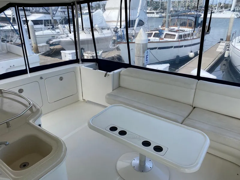 2005 Sea Ray 480 Motor Yacht