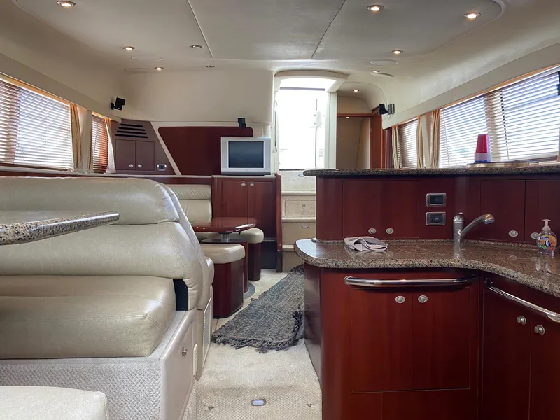 2005 Sea Ray 480 Motor Yacht