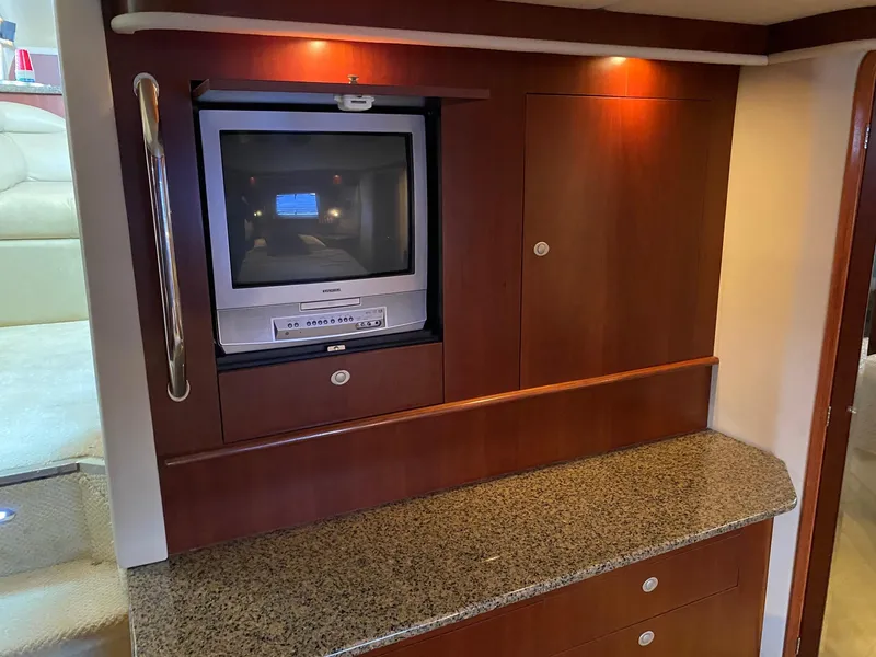 2005 Sea Ray 480 Motor Yacht