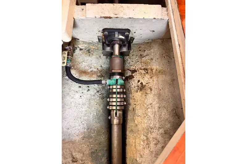 1978 Roughwater 41 boat shaft and coupling in engine compartment.