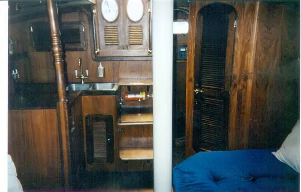 1985 Ericson Sloop