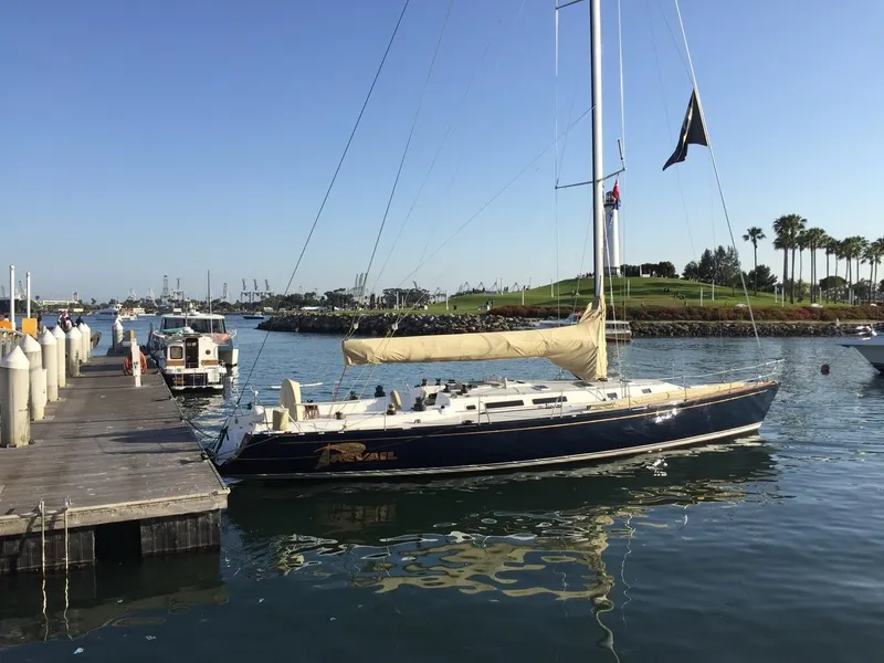 2000 Santa Cruz 52
