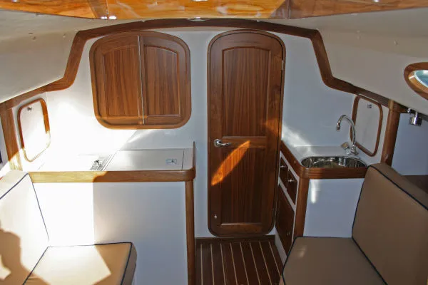 2009 Alerion-Express