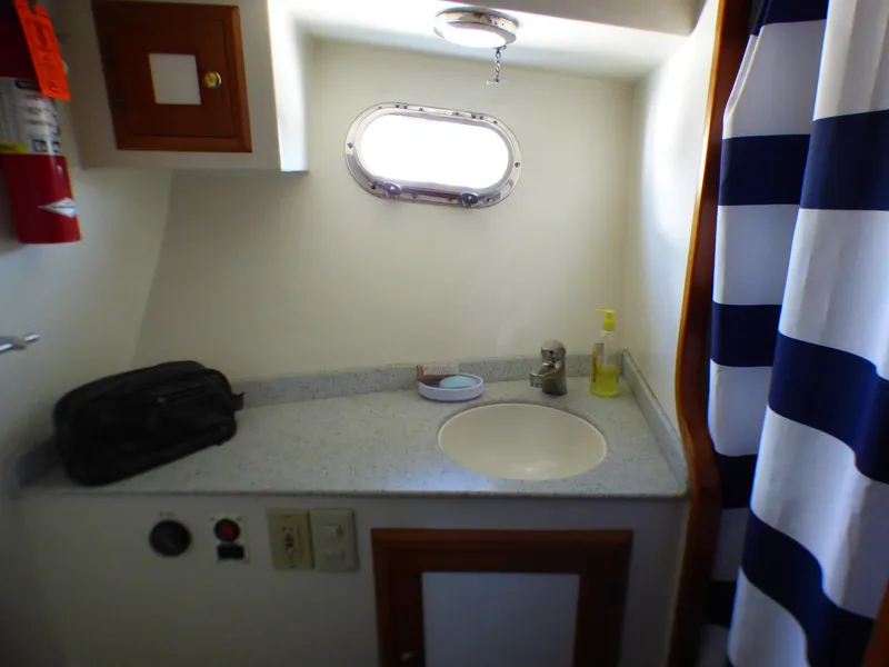 2003 Sea Spirit 38'