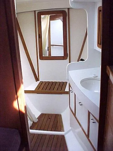 1992 Catalina Tri-Cabin
