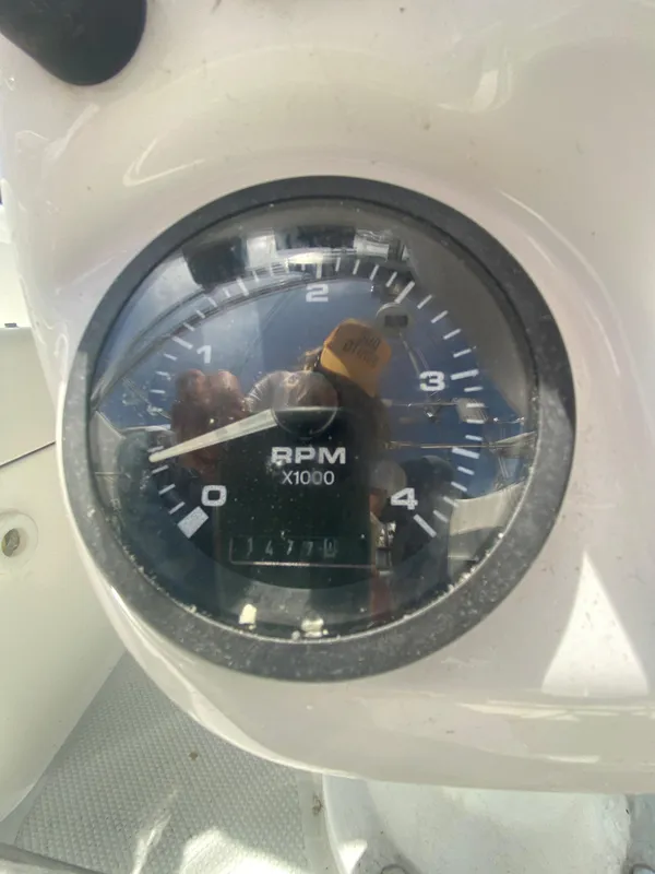 2001 Catalina 320