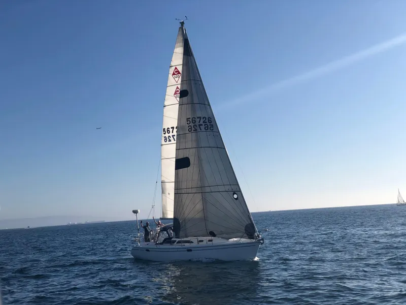 2001 Catalina 320