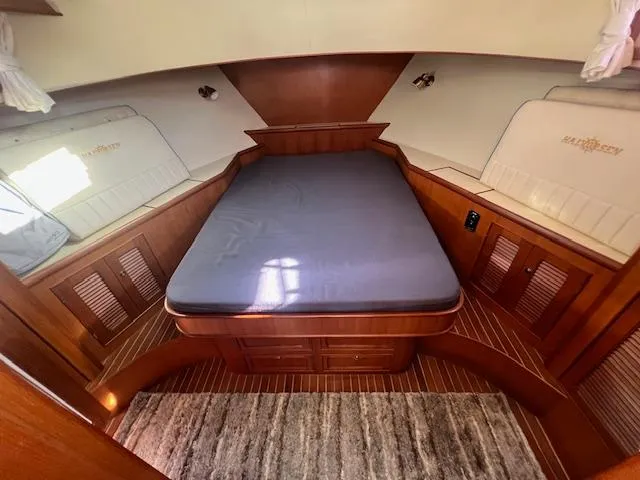 2003 Halvorsen 32 Gourmet Cruiser