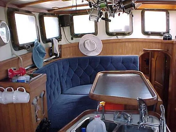 1981 Hans Christian Pilothouse