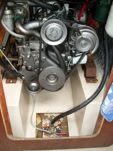 Clean engine and engine room