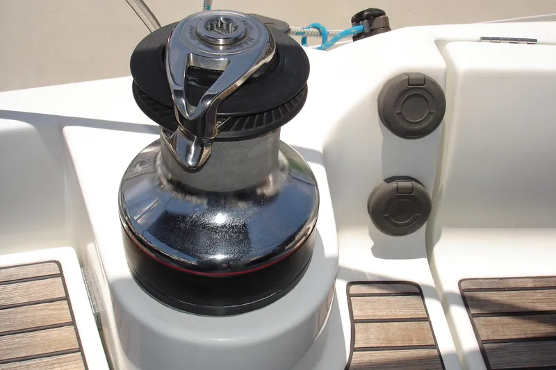 Genoa sheet winches are electric