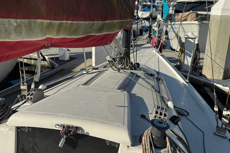 Sailboat deck of a 2007 Flying Tiger 10M, docked at a marina.