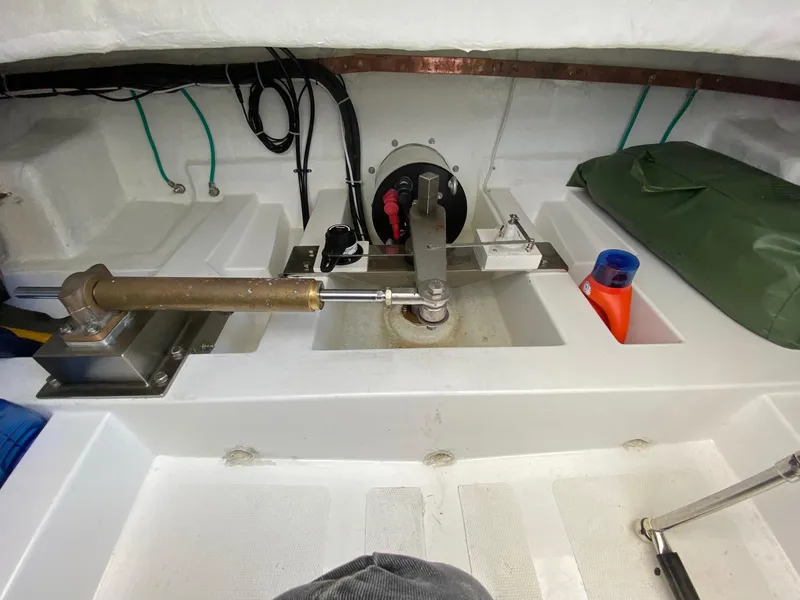 Looking aft, aft deck locker