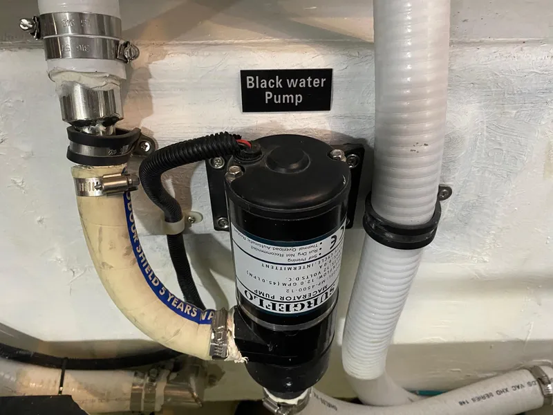 Holding pump pump out