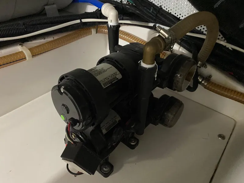 Dual house water pump system
