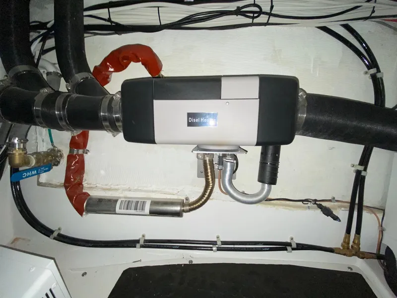 Forced diesel heating system