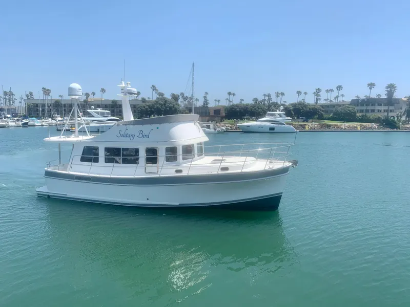 Away from dock - starboard side