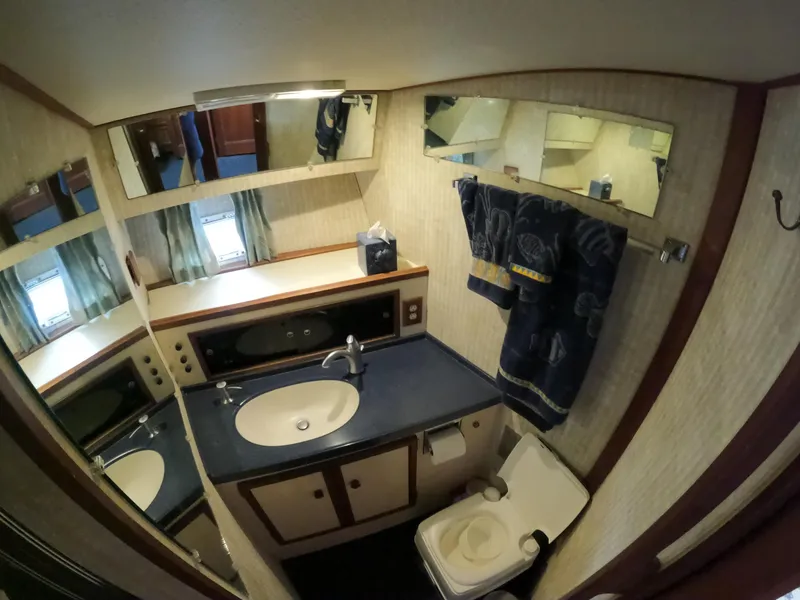 1978 Viking 43 Double Cabin