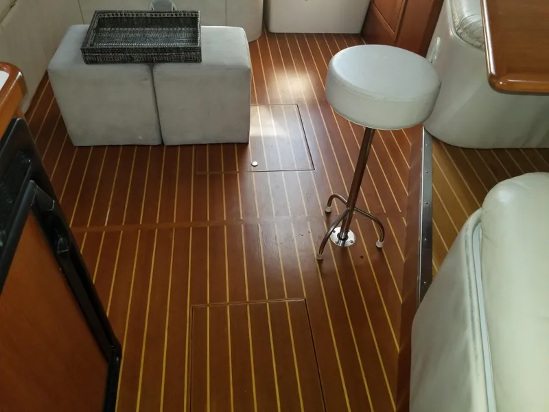 1995 Tiara Yachts 35 Express