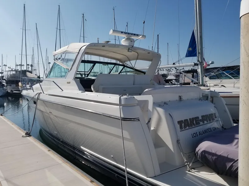 1995 Tiara Yachts 35 Express
