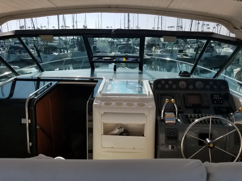 1995 Tiara Yachts 35 Express