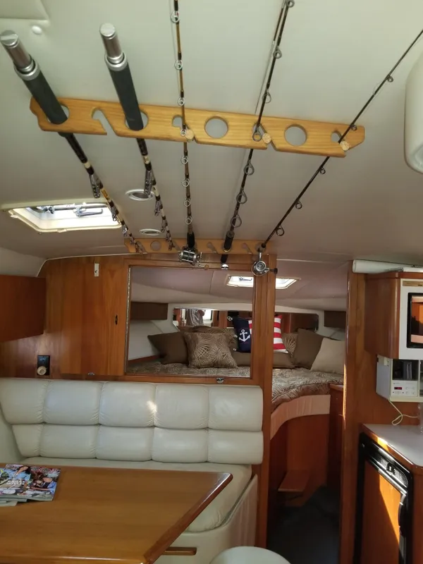 1995 Tiara Yachts 35 Express