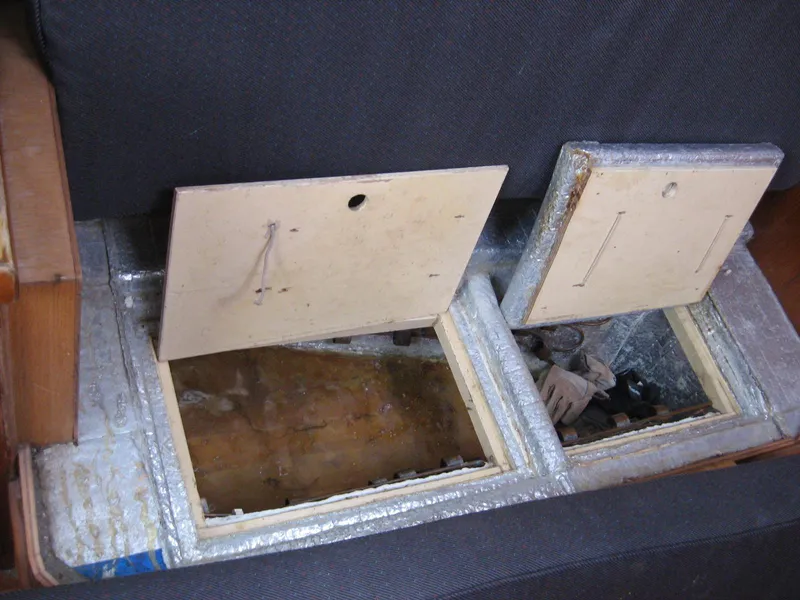 Auxiliary Refrigeration/Freezer Locker