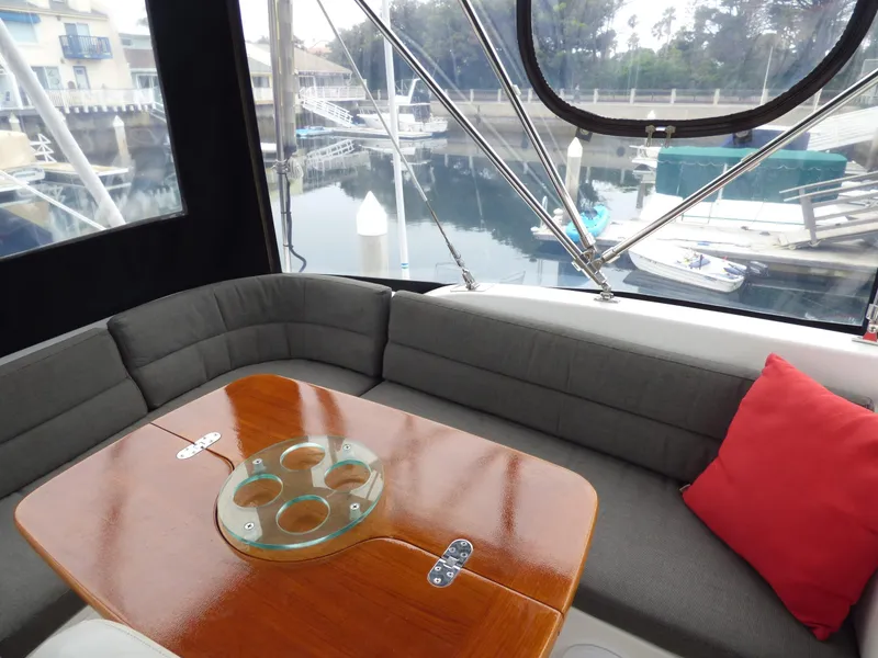 Flybridge Seating
