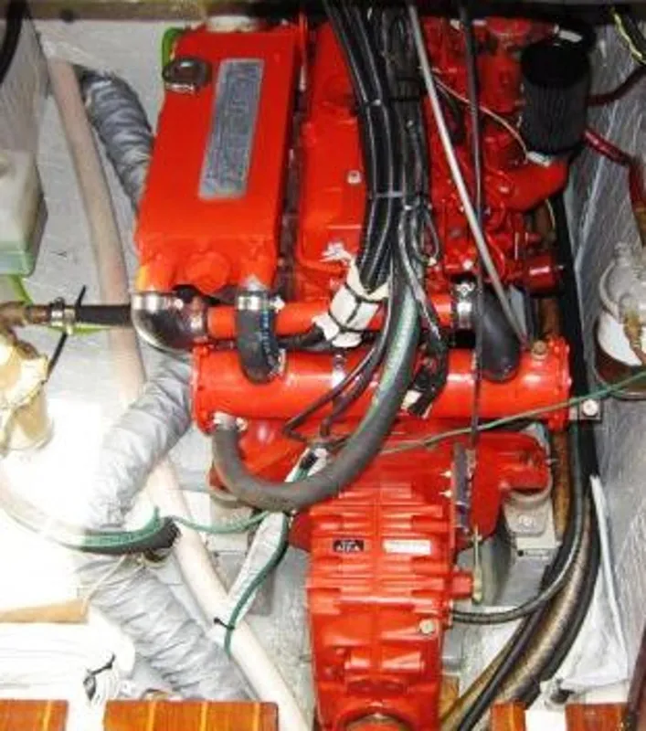 WESTERBEKE DIESEL w/VEE DRIVE