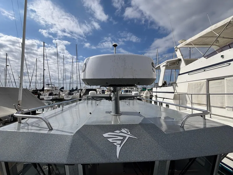 2023 KingFisher 3025 Destination
