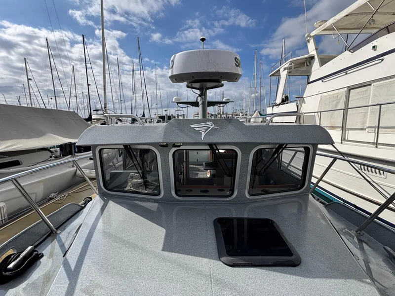 2023 KingFisher 3025 Destination