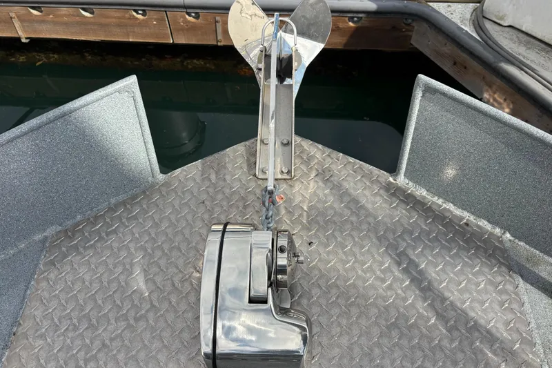 2023 KingFisher 3025 Destination