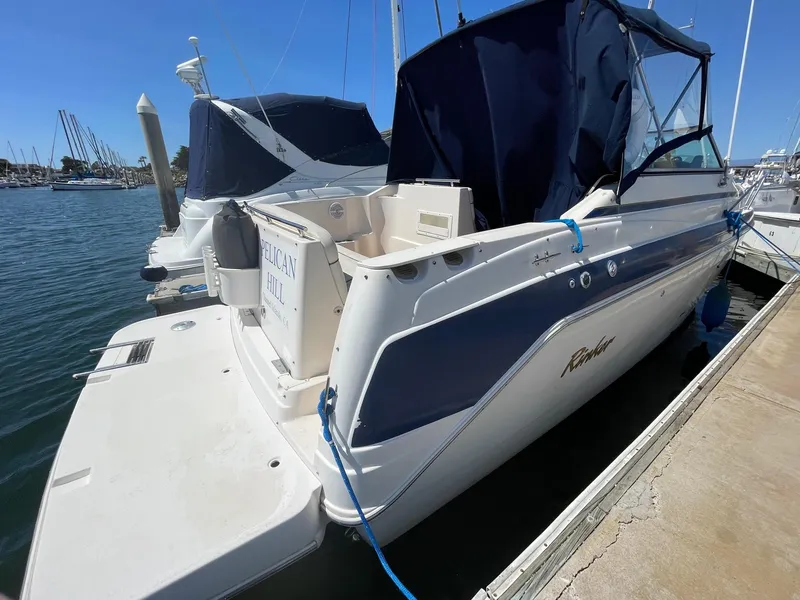 2004 Rinker Fiesta Vee 270