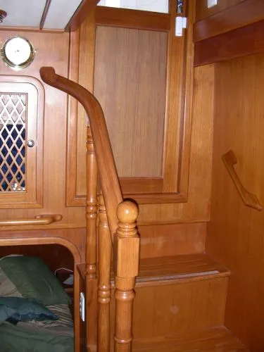 2002 Heritage Yachts Sundeck