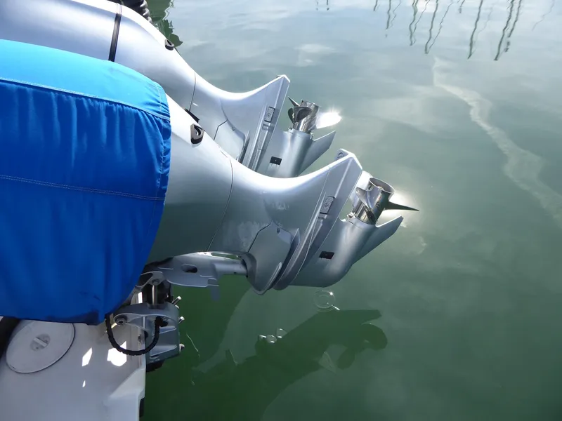 Motors on Armstrong Stern Bracket