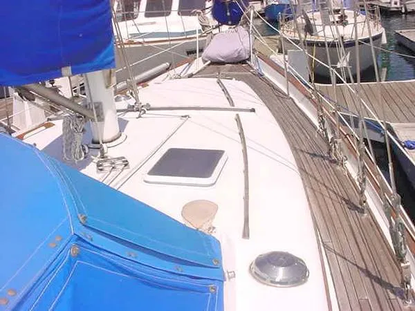 1980 Celestial / Venus Center Cockpit Cutter