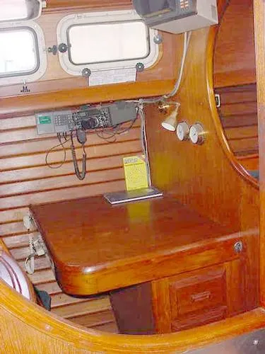 1980 Celestial / Venus Center Cockpit Cutter
