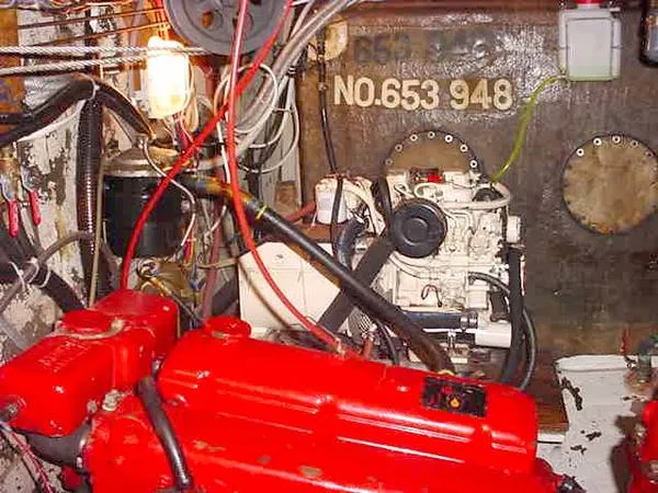 1980 Celestial / Venus Center Cockpit Cutter