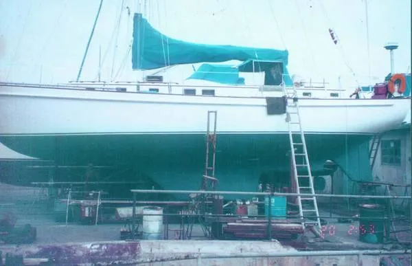 1980 Celestial / Venus Center Cockpit Cutter