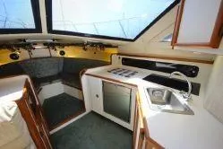 1992 Blackfin 33 Flybridge Sport Fisher