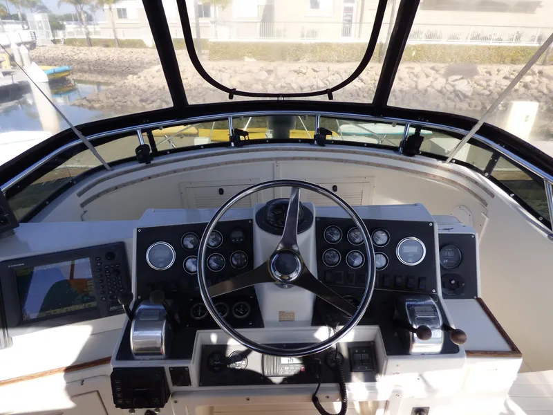 1992 Blackfin 33 Flybridge Sport Fisher