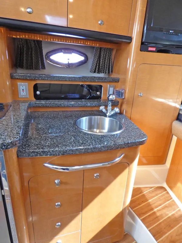 2007 Chaparral 310 Signature