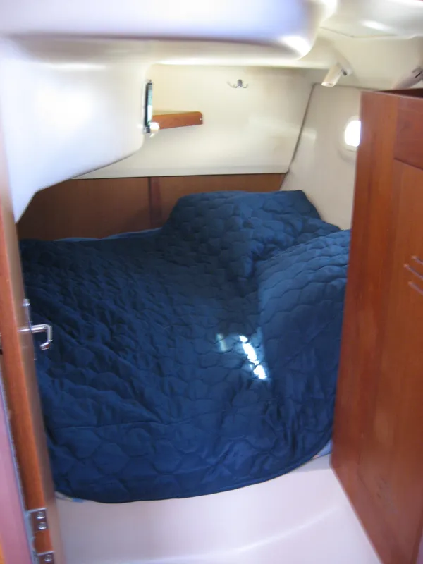 Master Cabin to Port