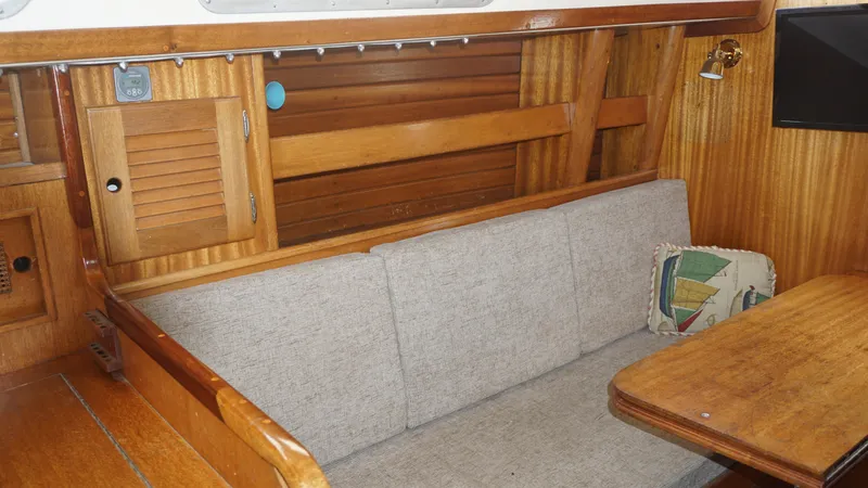 1980 Bristol 35.5