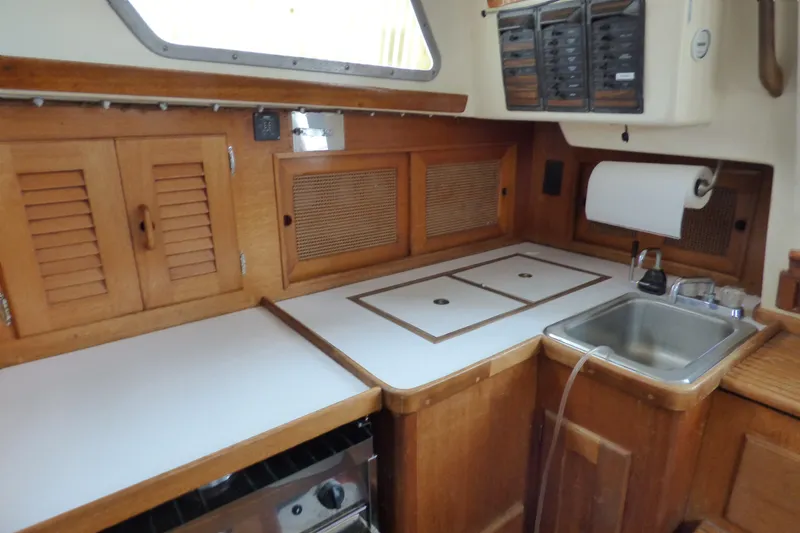 1980 Bristol 35.5