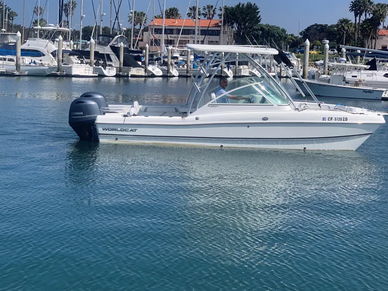 2017 World Cat 230 DC