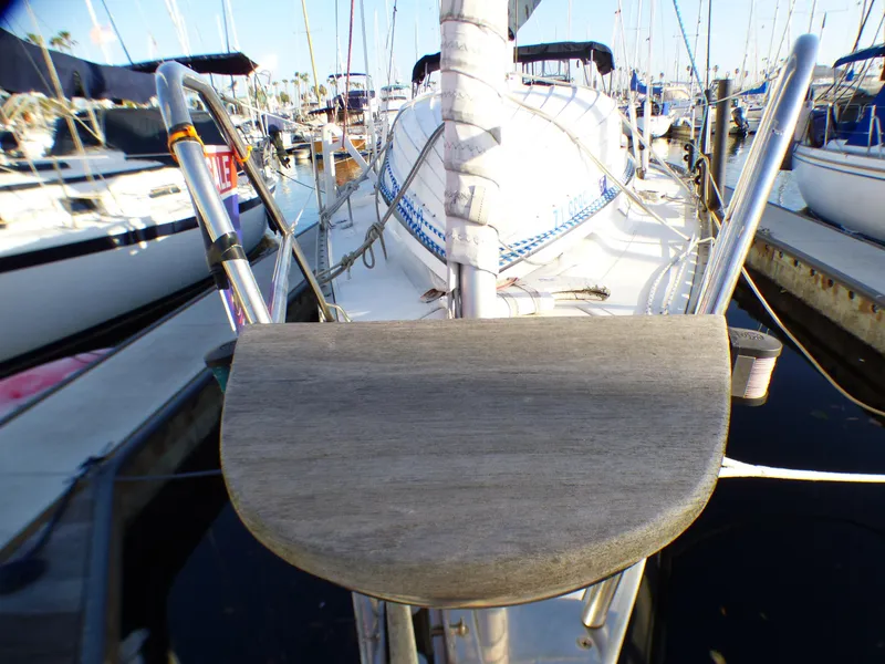 1988 Hunter Legend 35