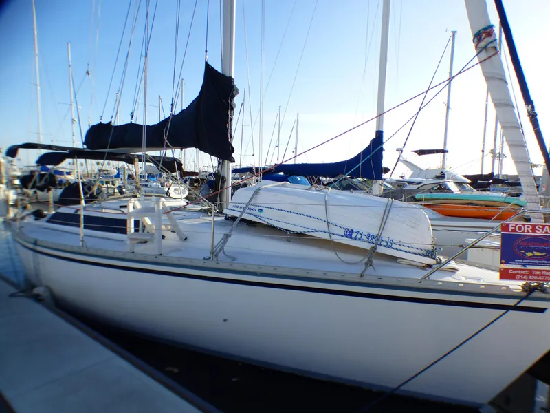 1988 Hunter Legend 35