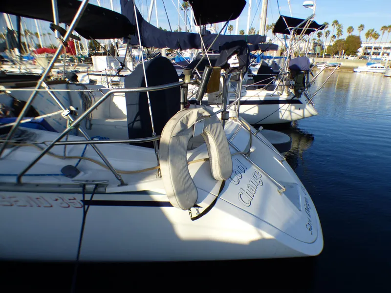 1988 Hunter Legend 35